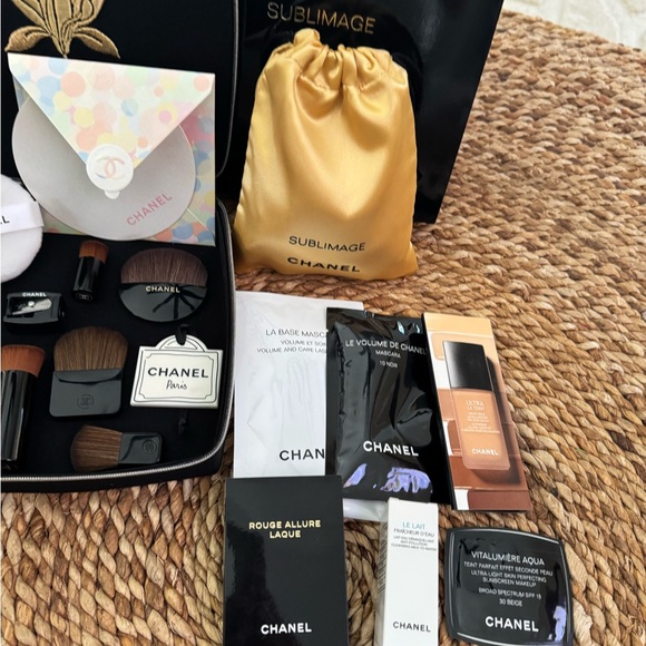 Brand new and Authentic Chanel Makeup and Skincare Set - Picture 10 of 13